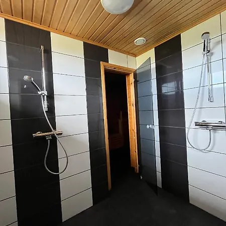 Wanha Tulli Lägenhet Kaaresuvanto