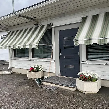 Wanha Tulli Lägenhet Kaaresuvanto